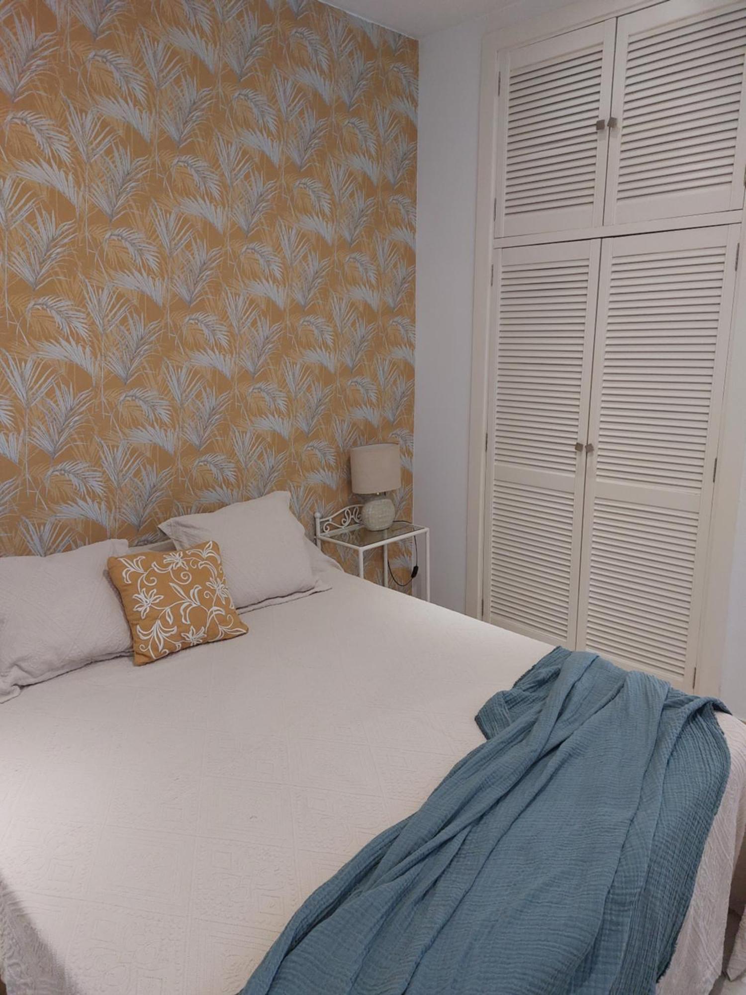 Patio Cartuja Apartment Севиля Екстериор снимка