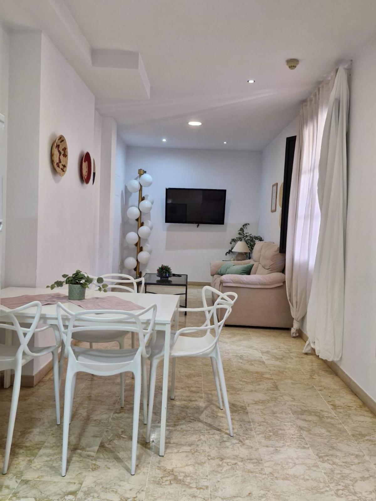 Patio Cartuja Apartment Севиля Екстериор снимка